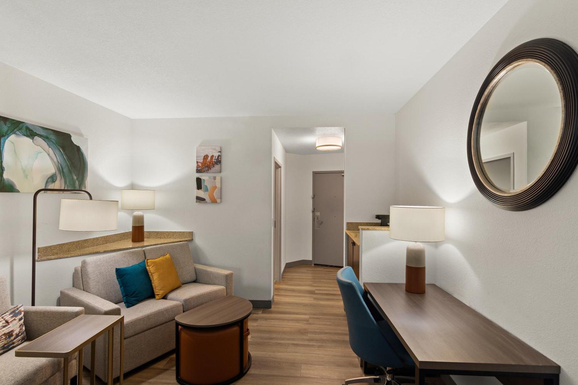 Comfort Suites Vero Beach I-95 מראה חיצוני תמונה