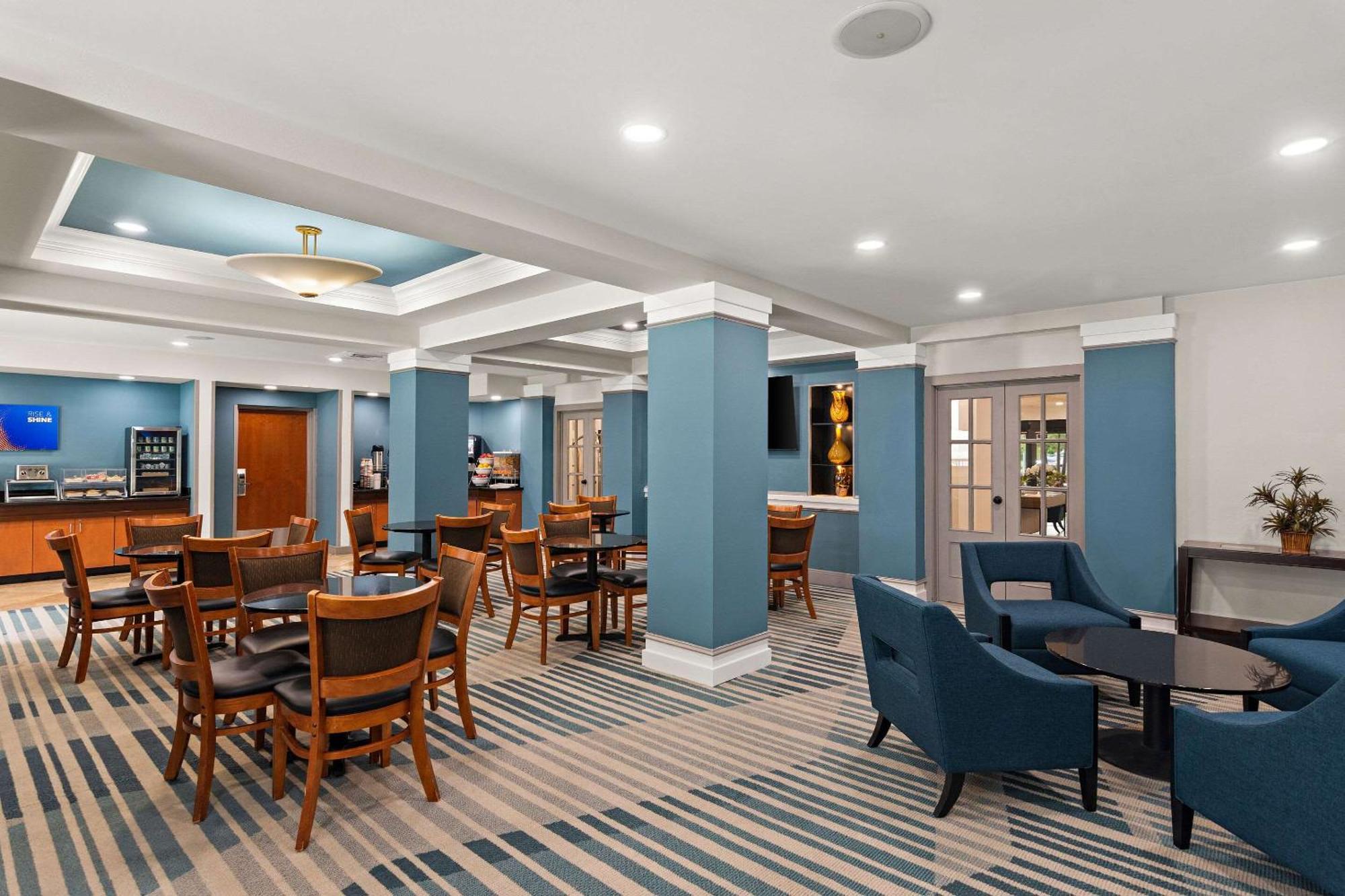 Comfort Suites Vero Beach I-95 מראה חיצוני תמונה