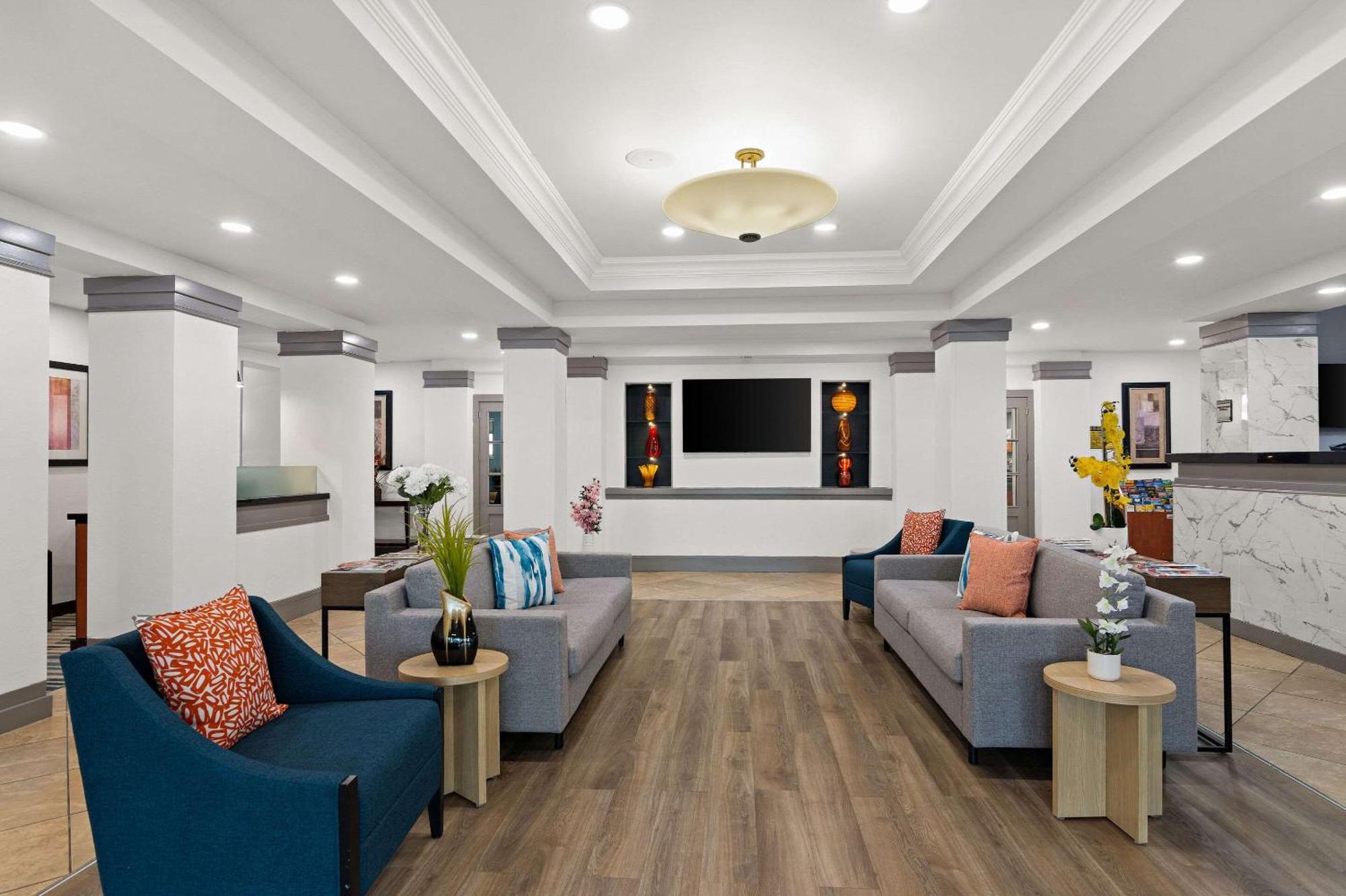 Comfort Suites Vero Beach I-95 מראה חיצוני תמונה