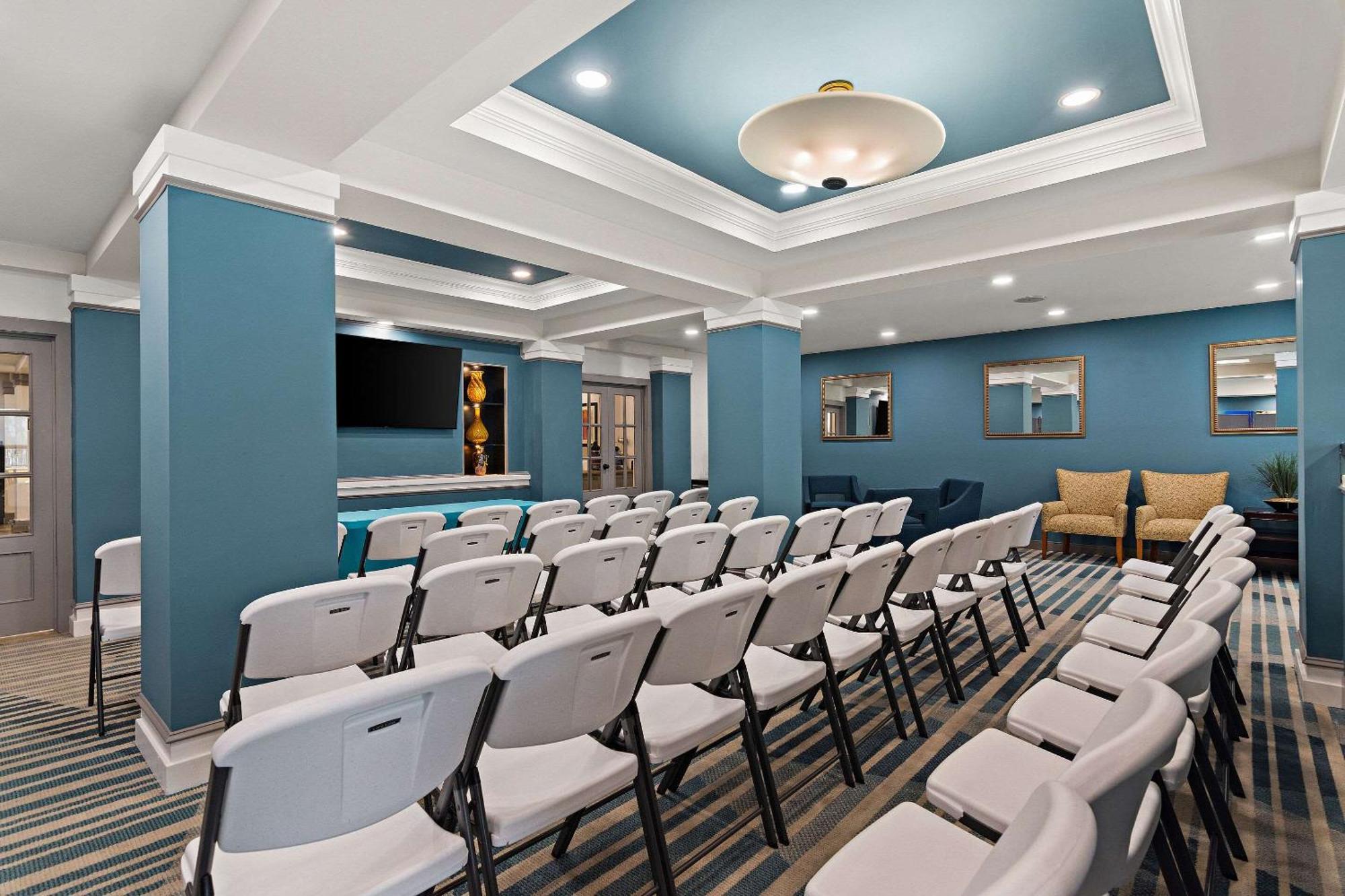 Comfort Suites Vero Beach I-95 מראה חיצוני תמונה