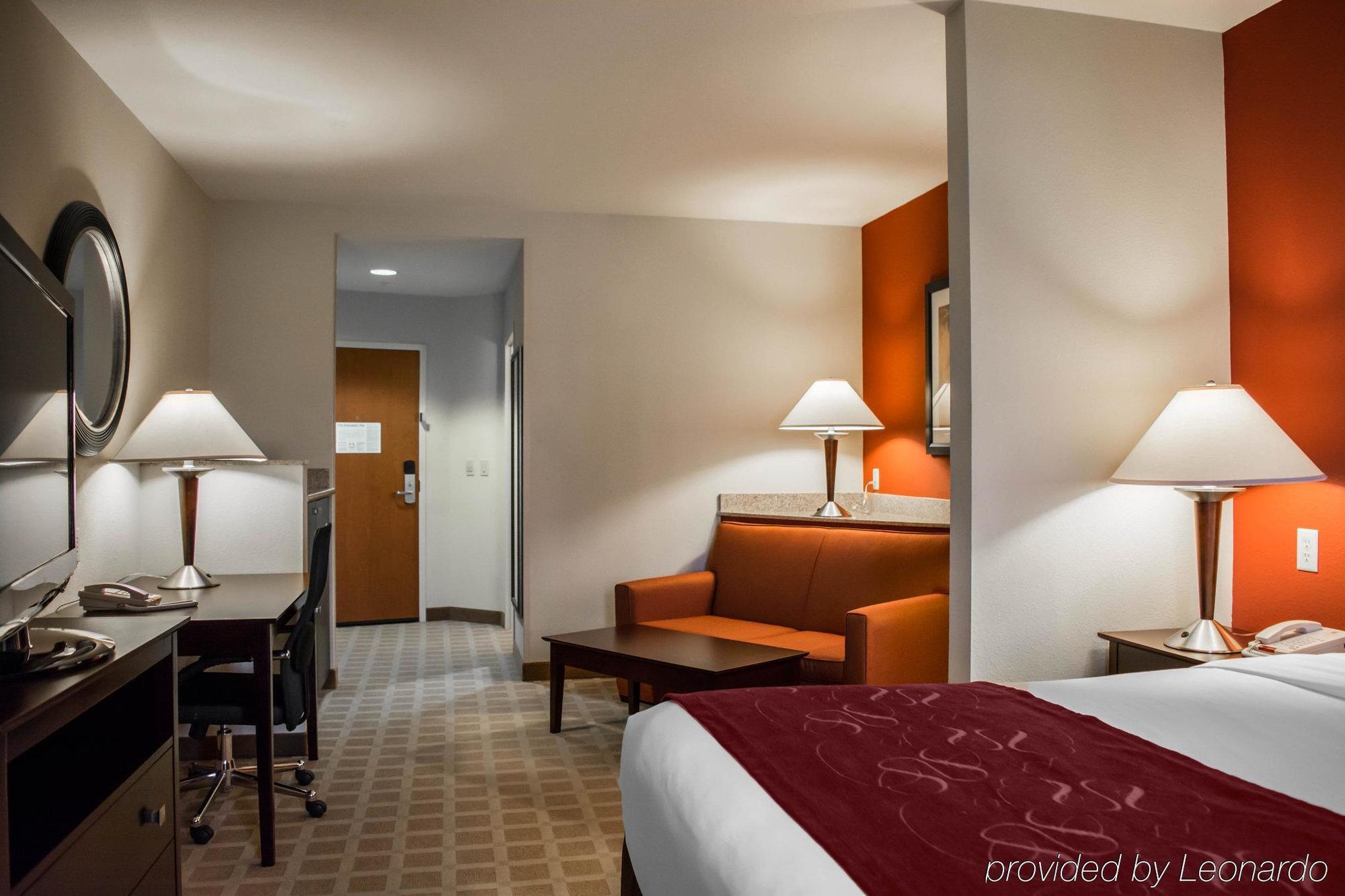 Comfort Suites Vero Beach I-95 מראה חיצוני תמונה
